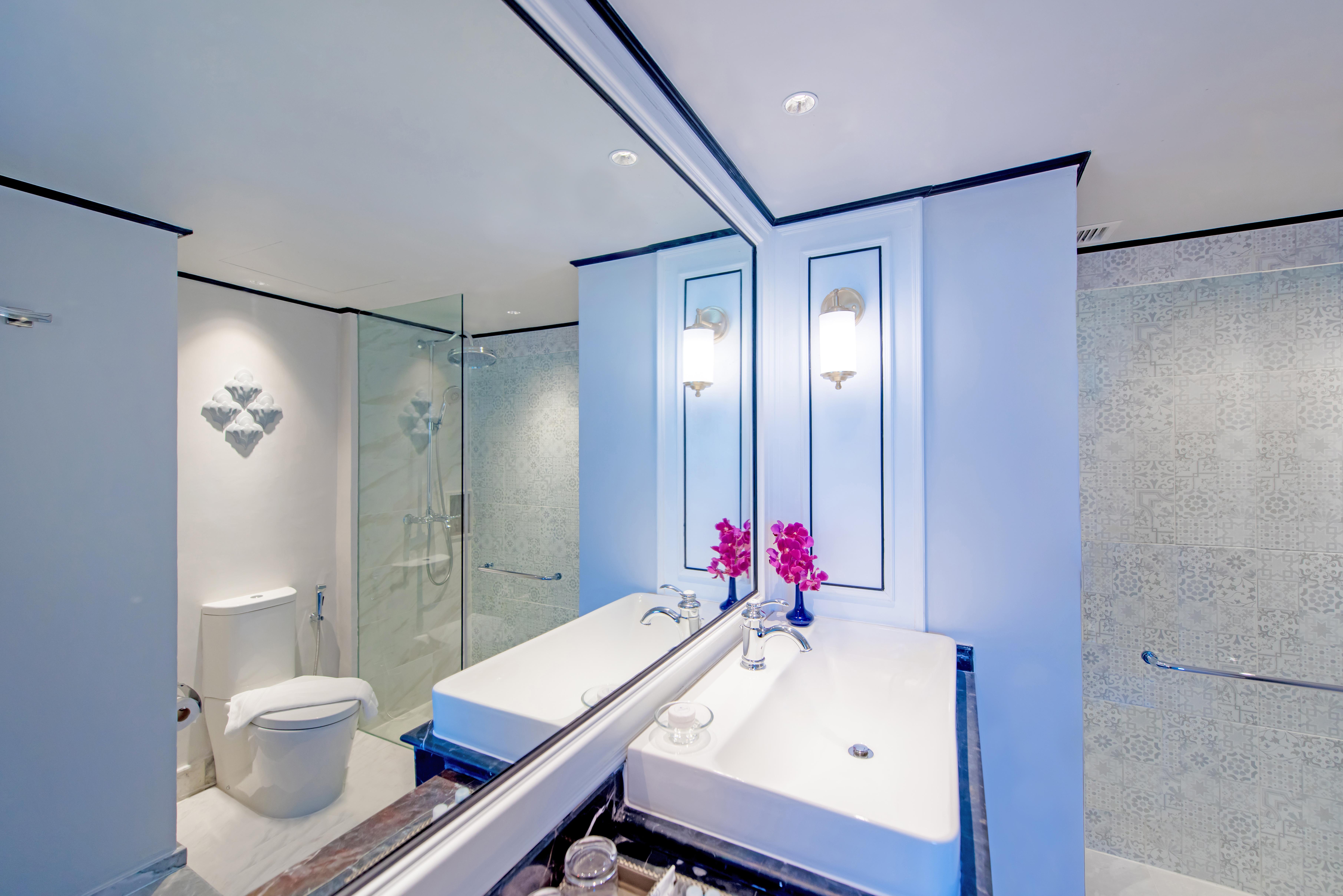 Courtyard By Marriott Phuket Town Hotel Exterior foto