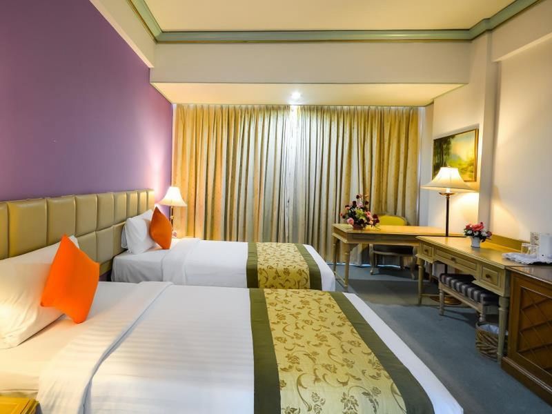 Courtyard By Marriott Phuket Town Hotel Exterior foto